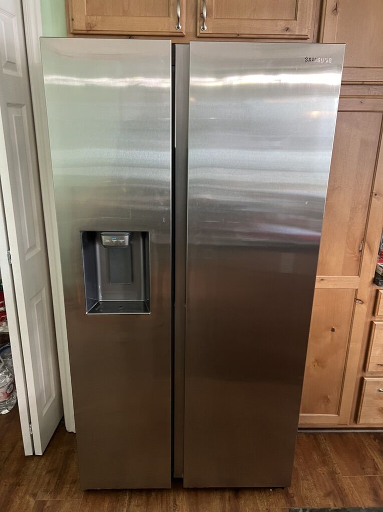 Samsung Side By Side Refridgerator