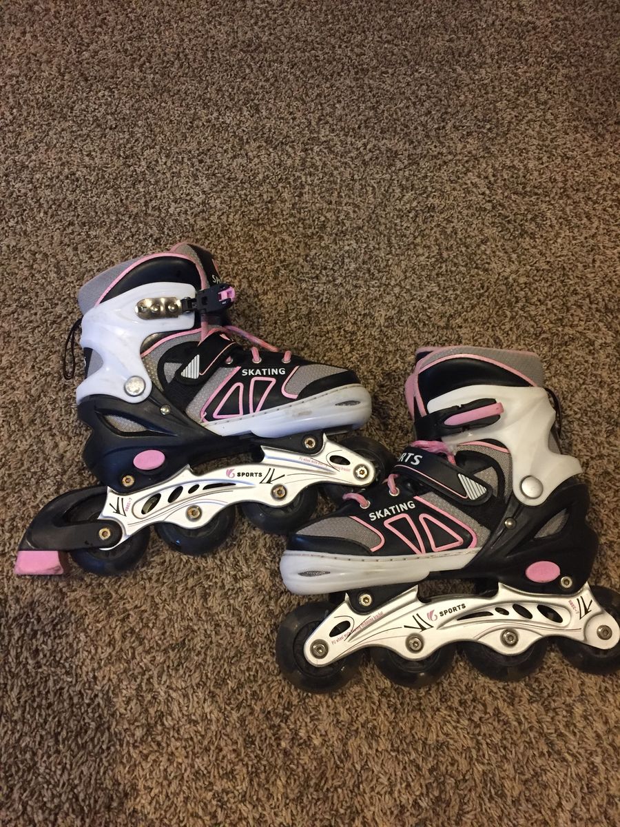 Pink Kid's Inline Skates/Rollerblades Adjustable Size 1-4 Light Up Wheels, Good Condition