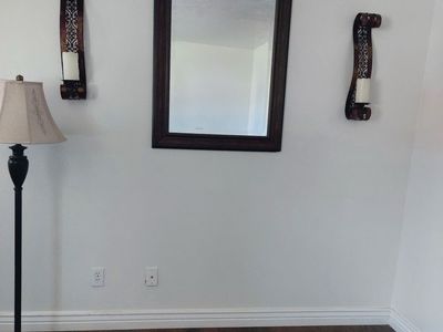 4 Piece home decor set.
