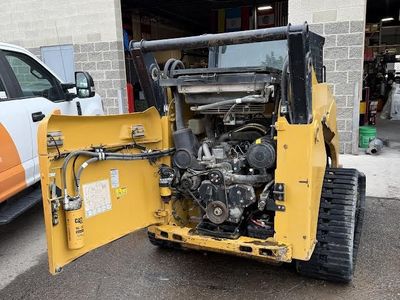 Cat Skid steer 259