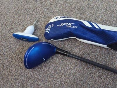 Mizuno JPX900 3 hybrid