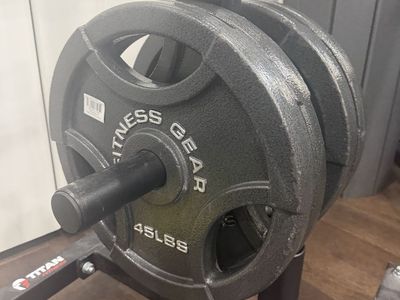 4 - 45lb weight plates