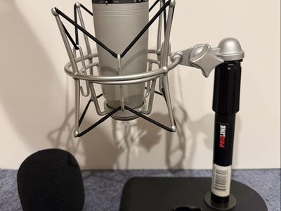 Desktop Studio Bundle – Samson C03 Multi-Pattern Mic + SP01 Shockmount + Proline Stand