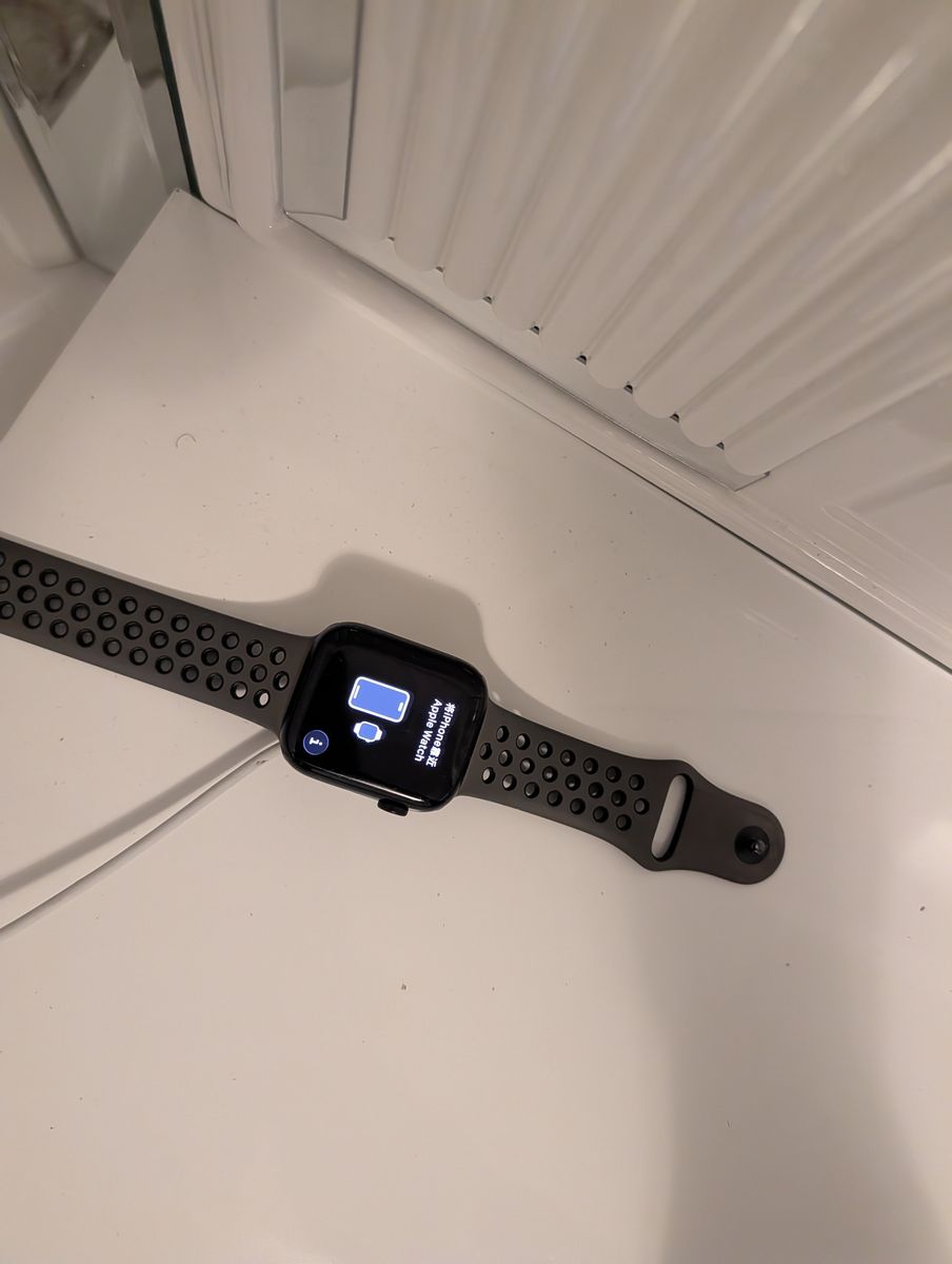 Apple smart watch 8  with GPS, 45MM