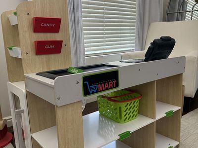 KidKraft Smart Mart Grocery Store Play Set