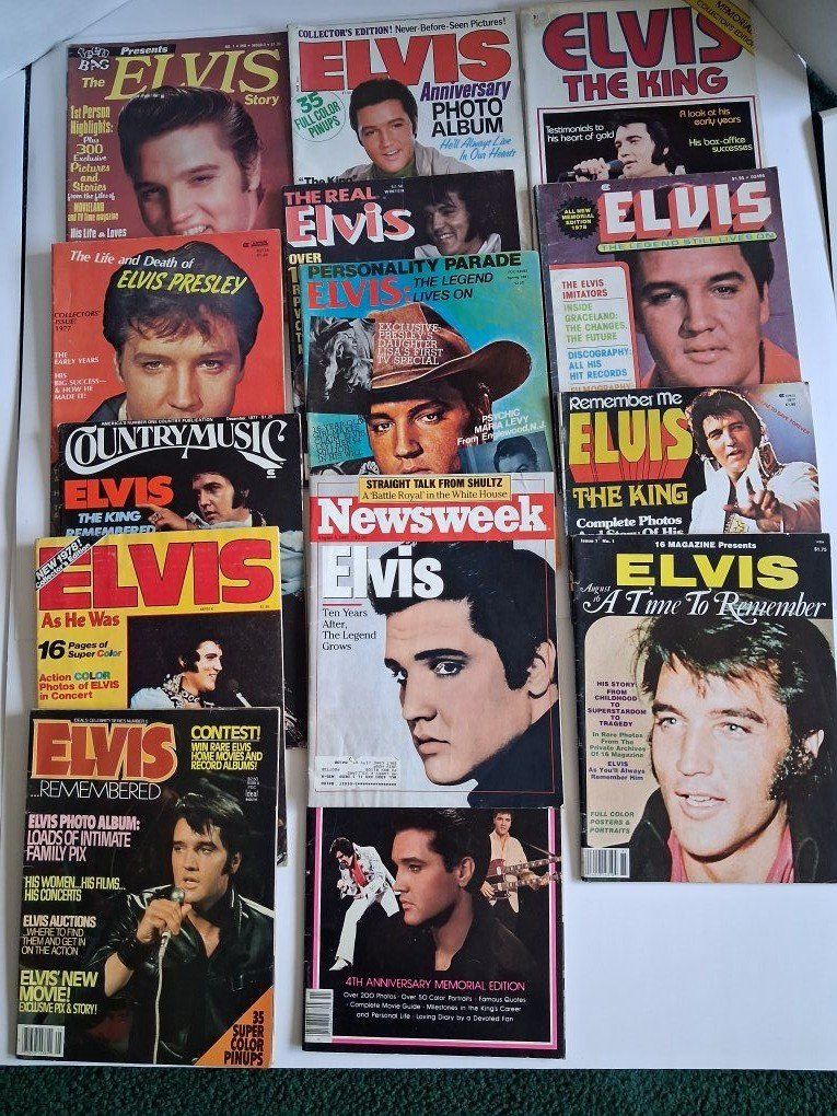 CLOSE-OUT 14 ELVIS PRESLEY MAGAZINES