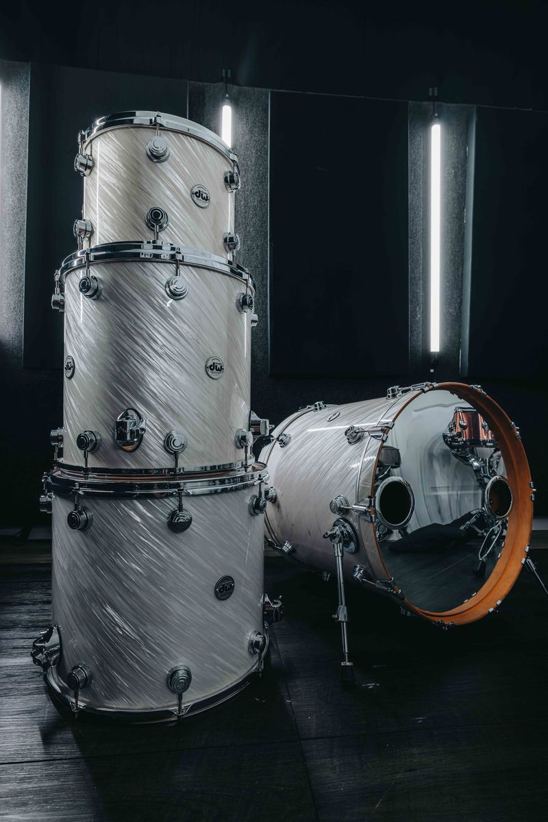 DW Collector's Maple Twisted White Satin Shell Pack