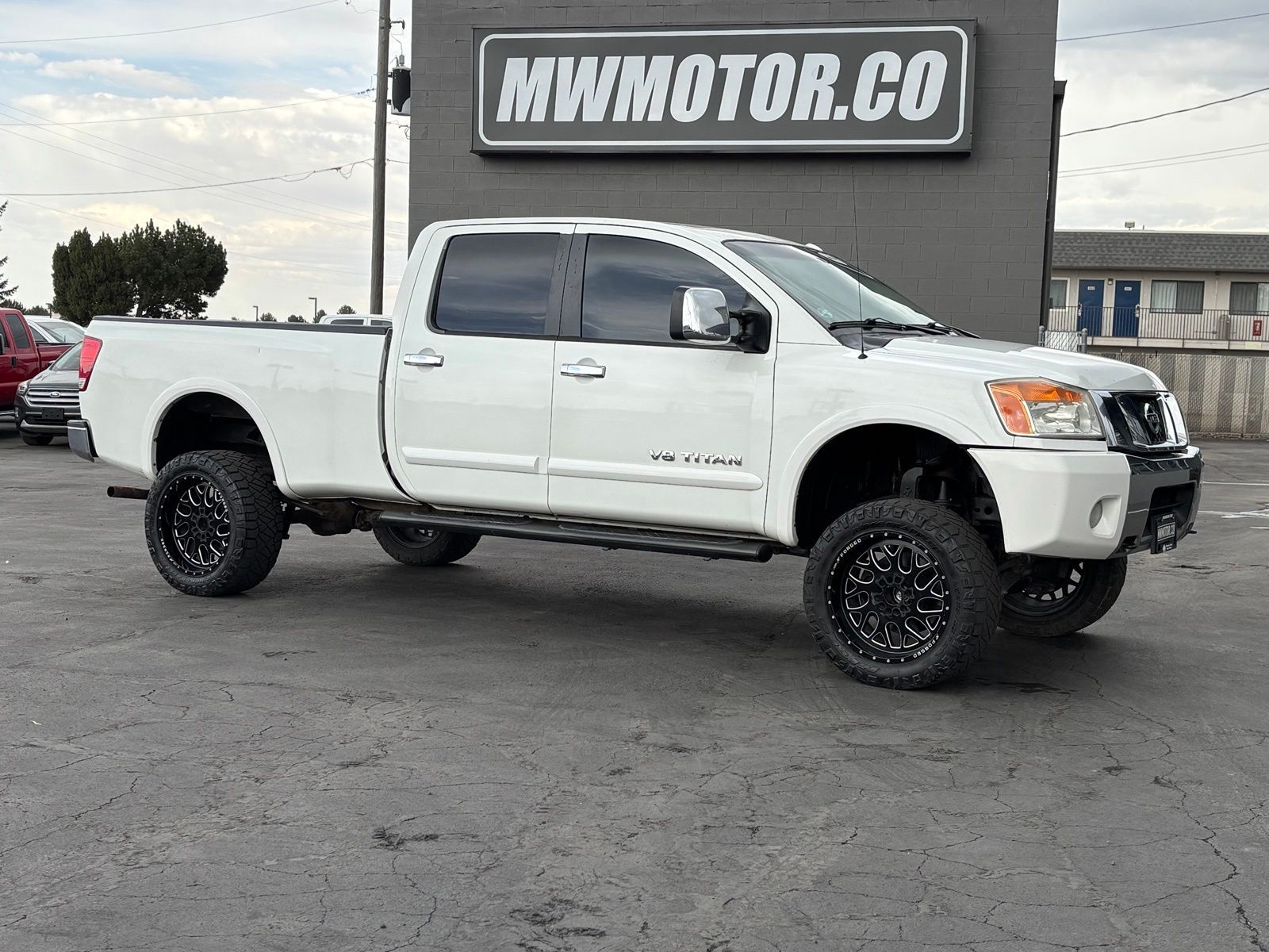 2008 Nissan Titan LE