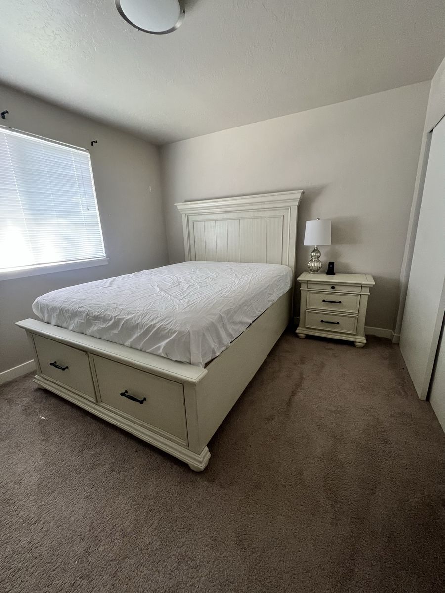 Queen size bed frame set 