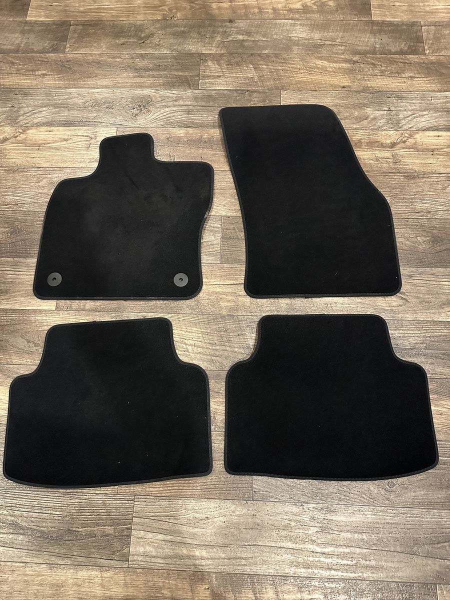 OEM Carpet Floor Mats Set Black 4pc Factory Car Mats Front Rear