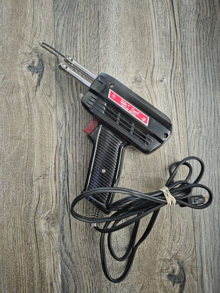 NEW Vintage Weller Model 8200 Expert Soldering Gun Dual Heat 100/140 Watt open box
