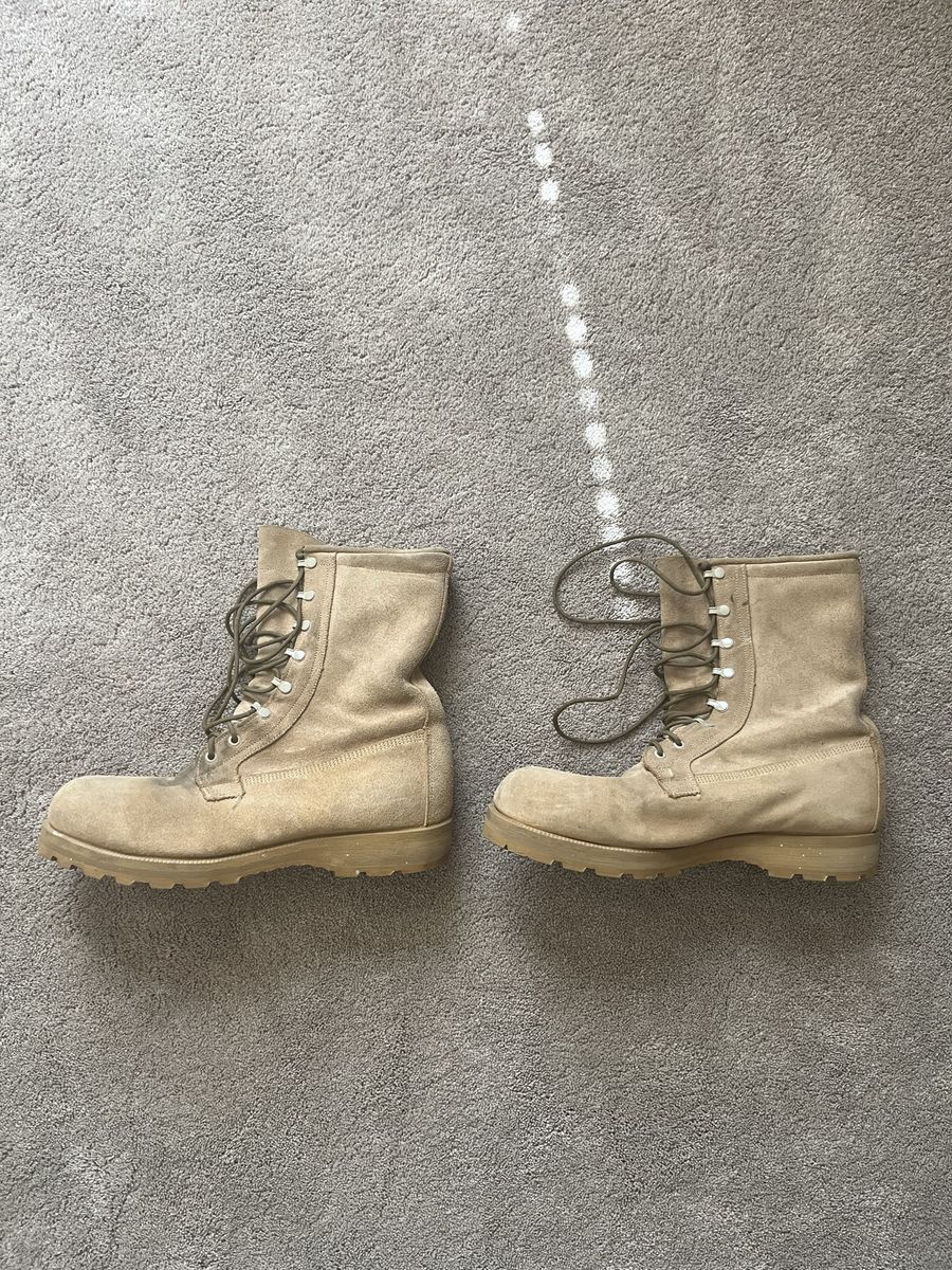 Wellco army surplus boots (size 13.5 Wide) tan with two liners sets 