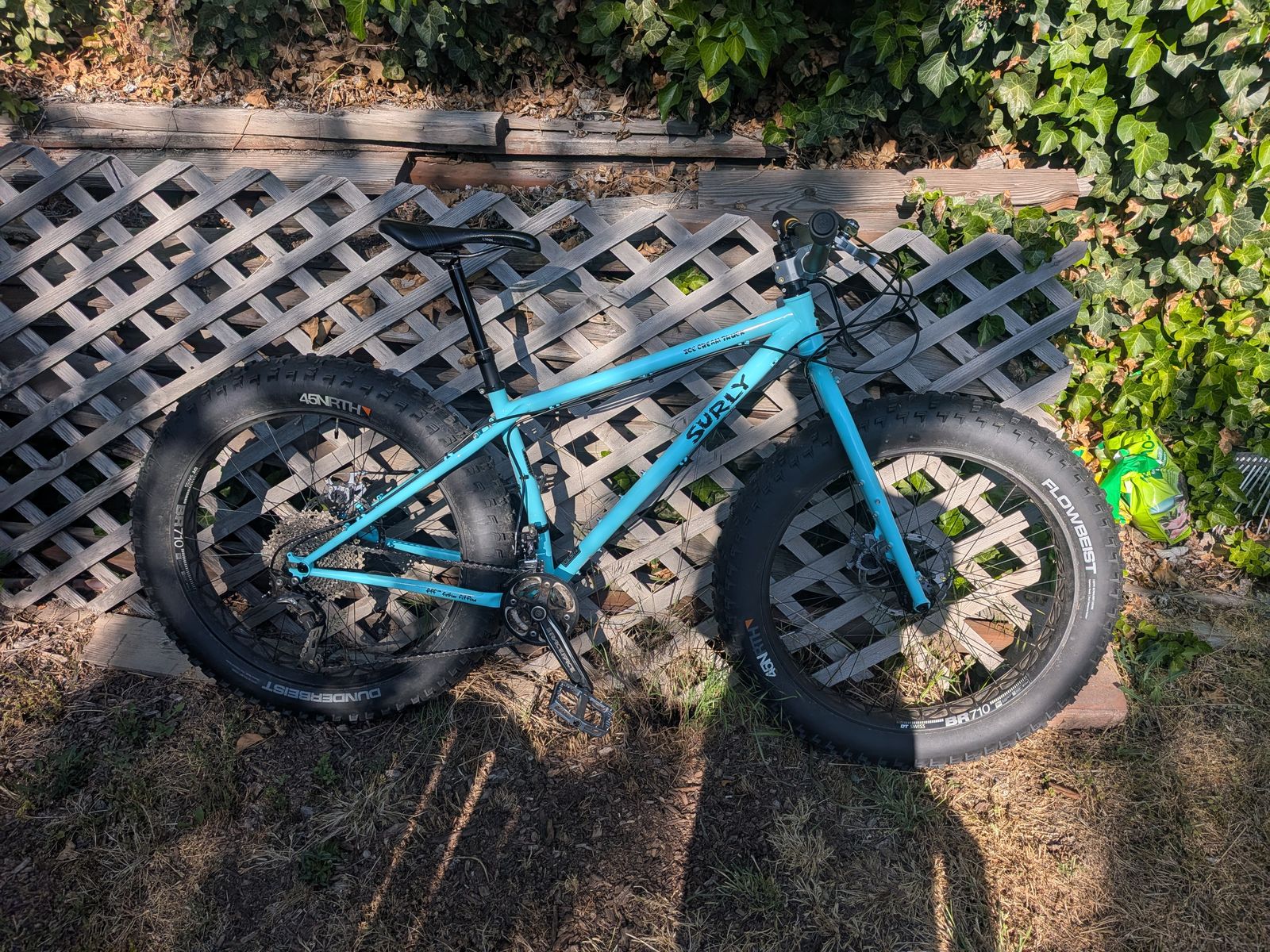 Surly Ice Cream Truck Size Medium