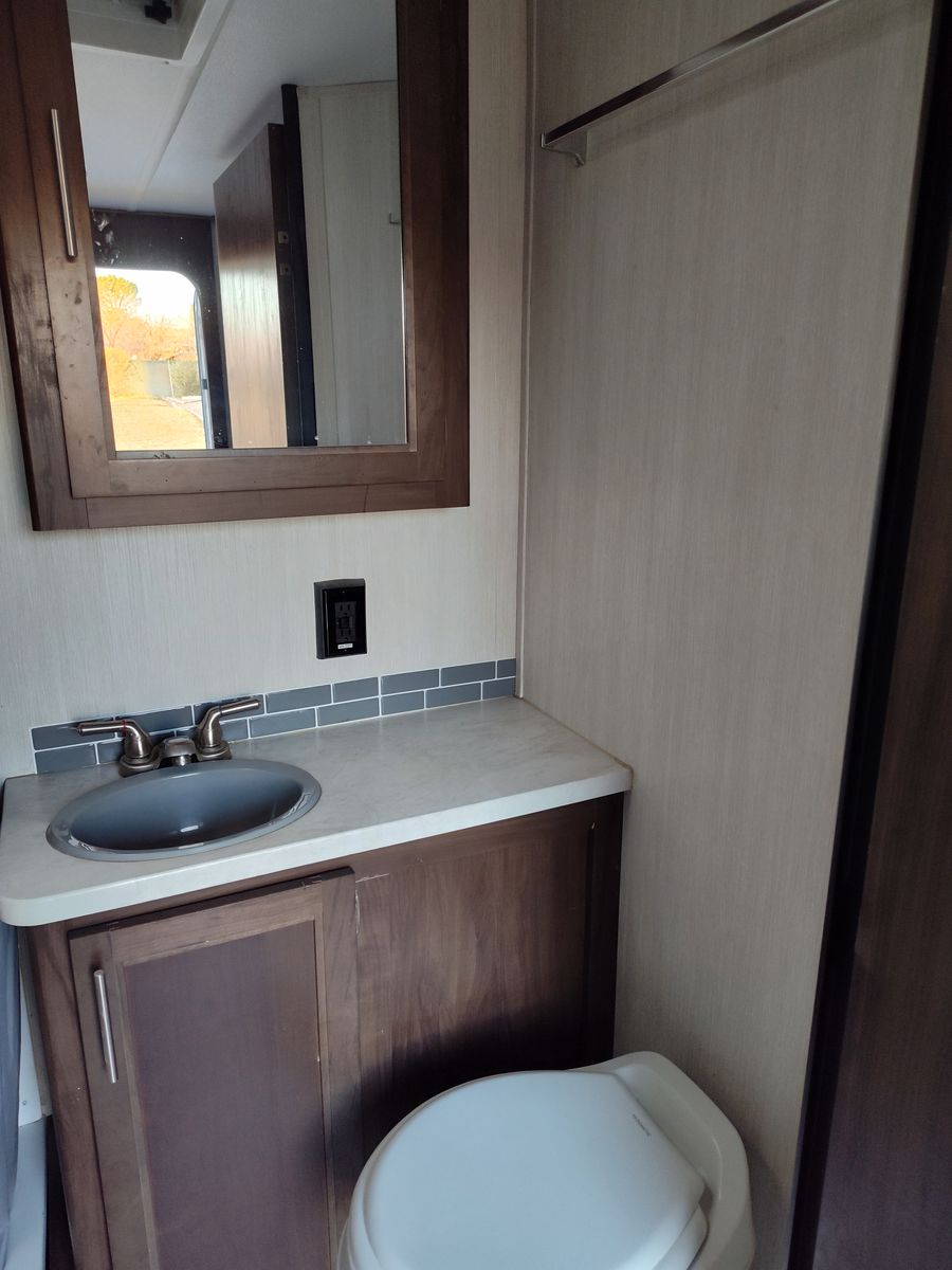 Main image 12