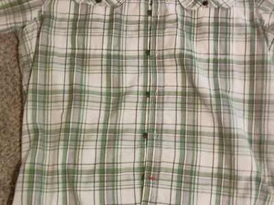 Two North face short sleeve shirts XL