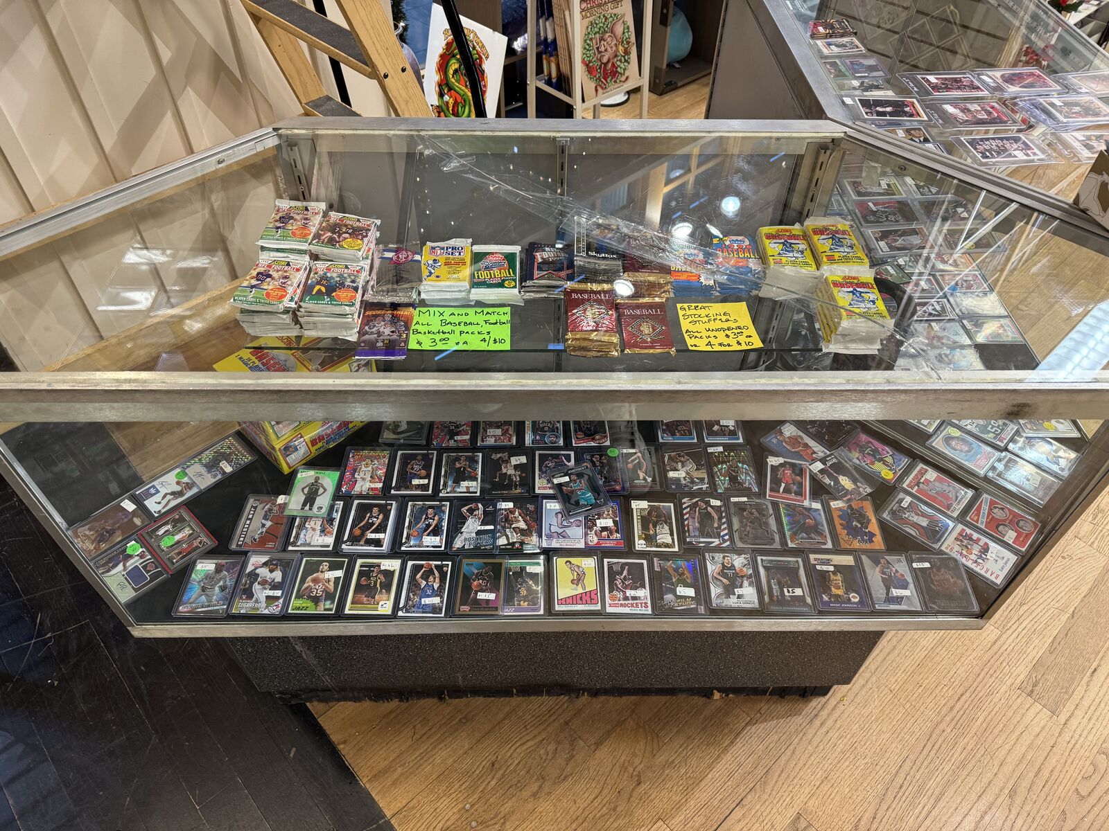 NBA, NFL, NCAA, MLB, NHL, Michael Jordan, Pokemon card, Autographs...