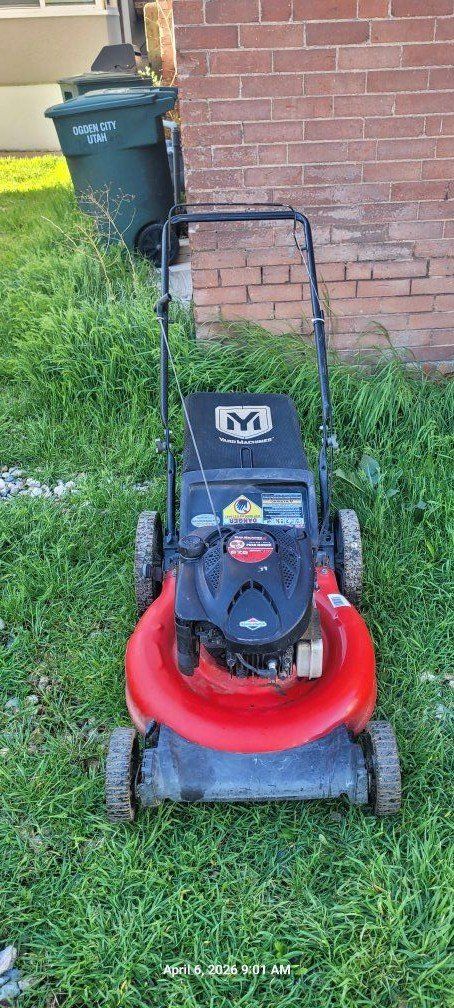 pushing lawn mower good working conditions