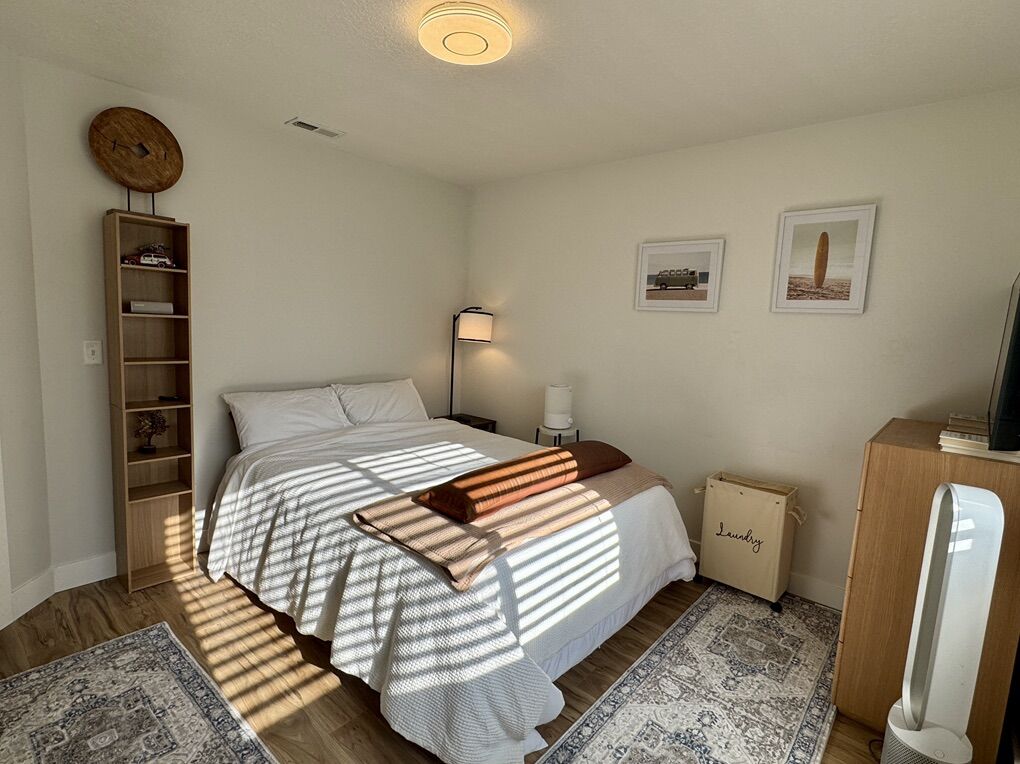 Private Furnished Room For Rent - male-Lehi- $650