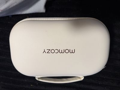 Momcozy M5 wearable breast pump