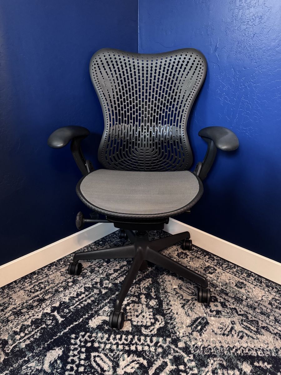 Herman Miller Mirra Adjustable Office Chair 