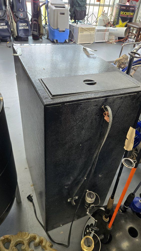 Main image 5