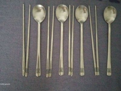 SMF 18-10 Stainless Steel Korean Spoon and Chopstick Set 4-Piece