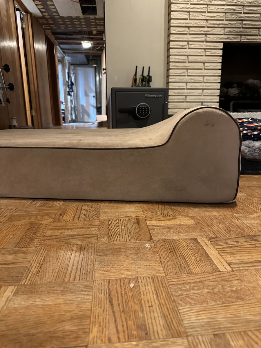 Original Bully Bed Large Dog Bed for Giant Breed