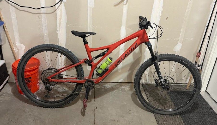 2022 Specalized Stumpjumper Comp