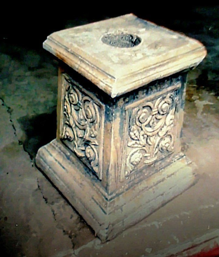 $60 QUICK SALE!
WAS$175 ORIGINALLY $900
 Antique Hand‑Carved Stone Pedestal