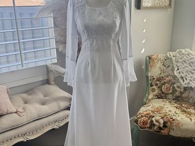 Modest White Wedding Dress Size 8 Temple ready