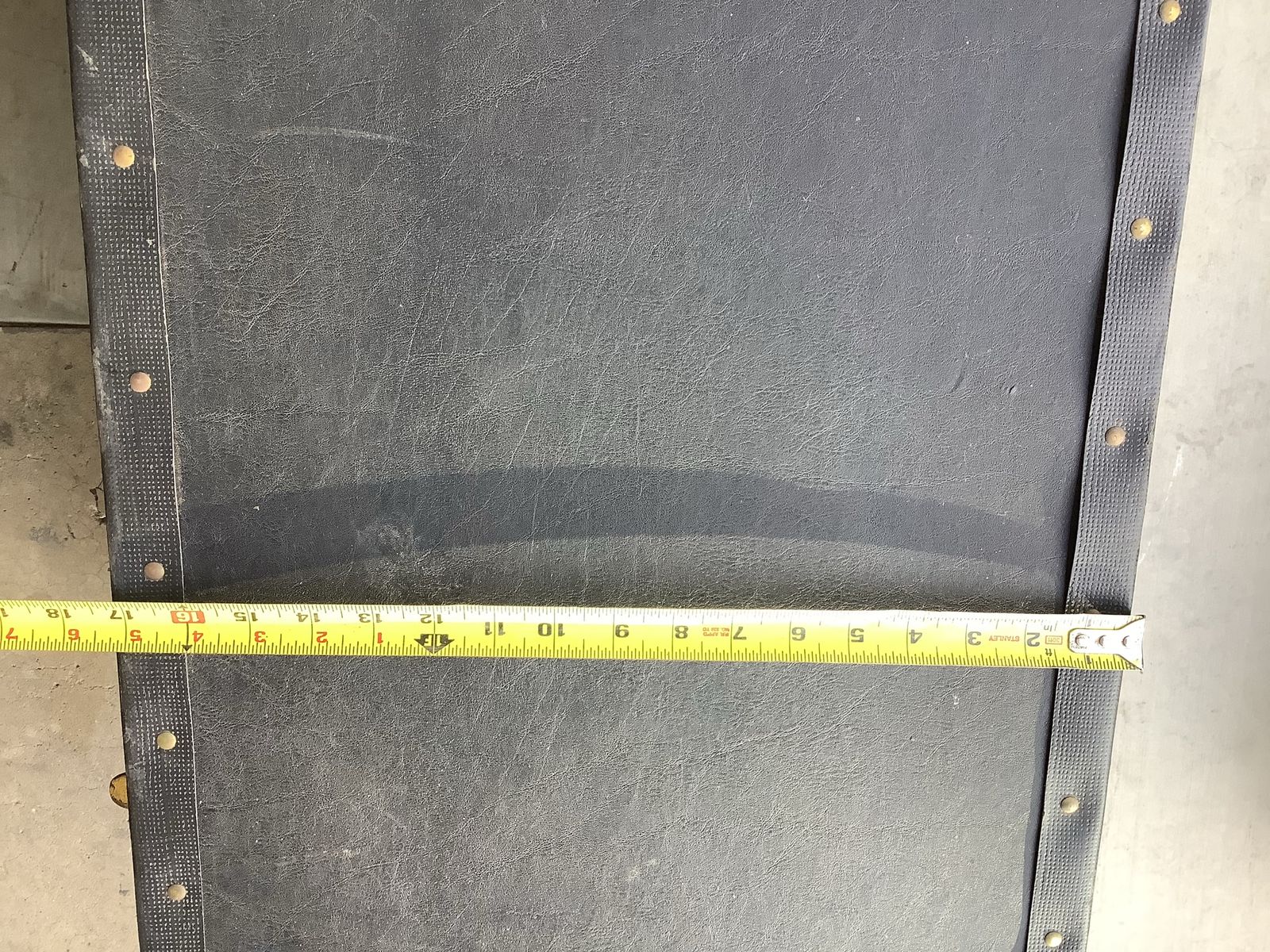 Main image 12