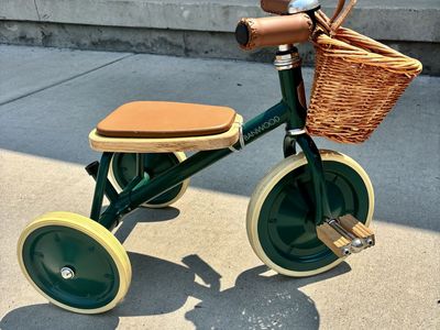 Banwood Trike Vintage Kids Tricycle in Green with Wicker Basket and Bell