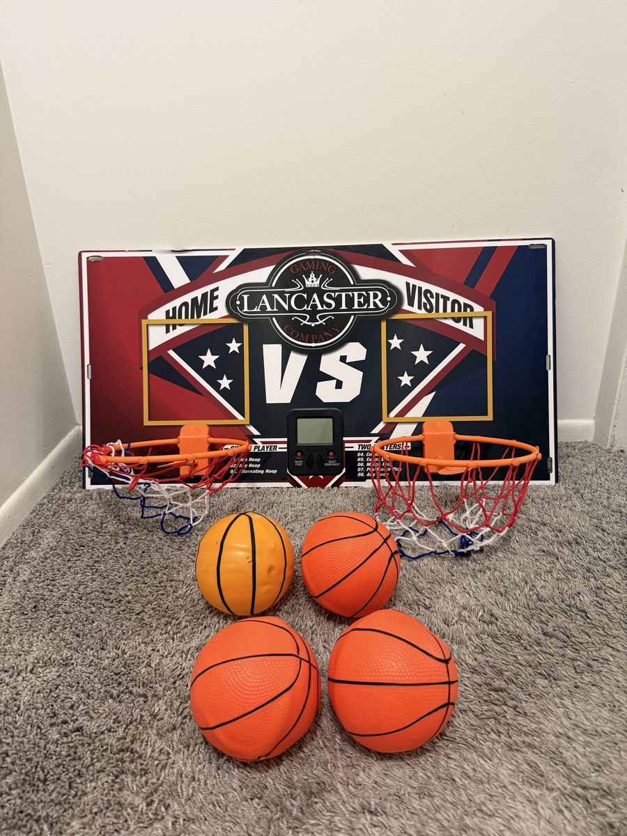 Indoor basketball game