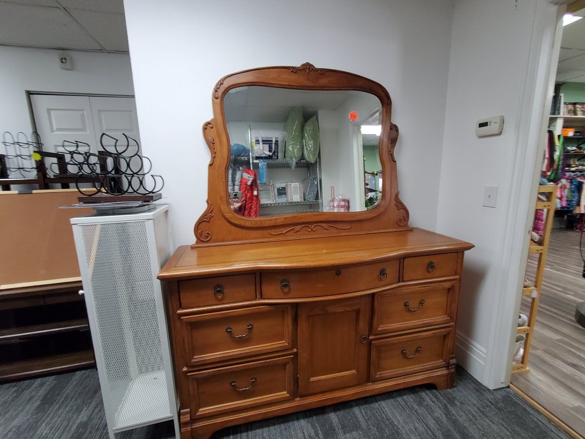 Vintage Solid Wood Dresser with Ornate Mirror