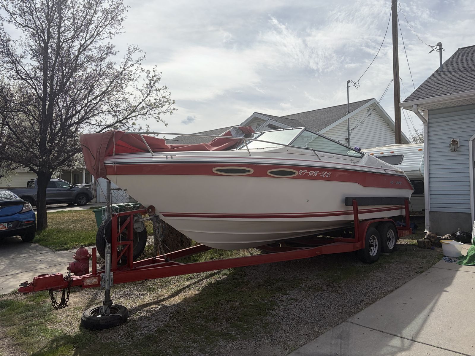 1990 Sea Ray 22’