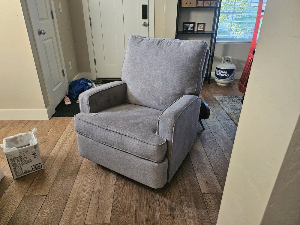 Grey Rocking Recliner Nursery Chair - Excellent Condition (1 kid)