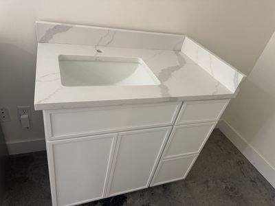 New 36 Bathroom Vanity Calacatta Quartz