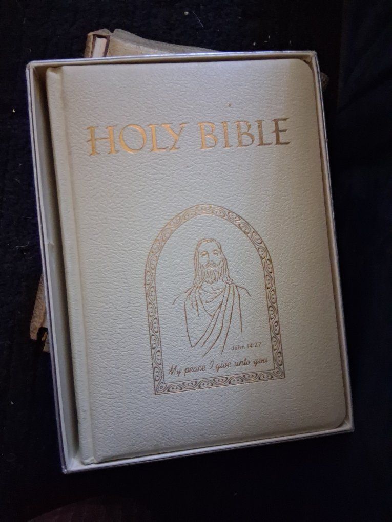 Vintage Holy Bible King James Version Good Counsel Publishing Boxed