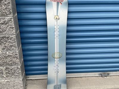 Vintage Kemper Decatur Snowboard - Used