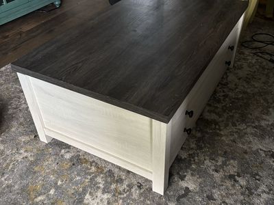 Pull out coffee table