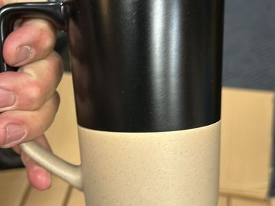 TOTO Ceramic Coffee Mug with Wooden Lid Black and Beige Two-Tone