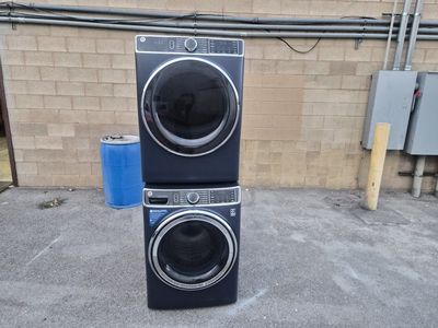 GE SET WASHER AND ELECTRIC DRYER FREE DELIVERY !