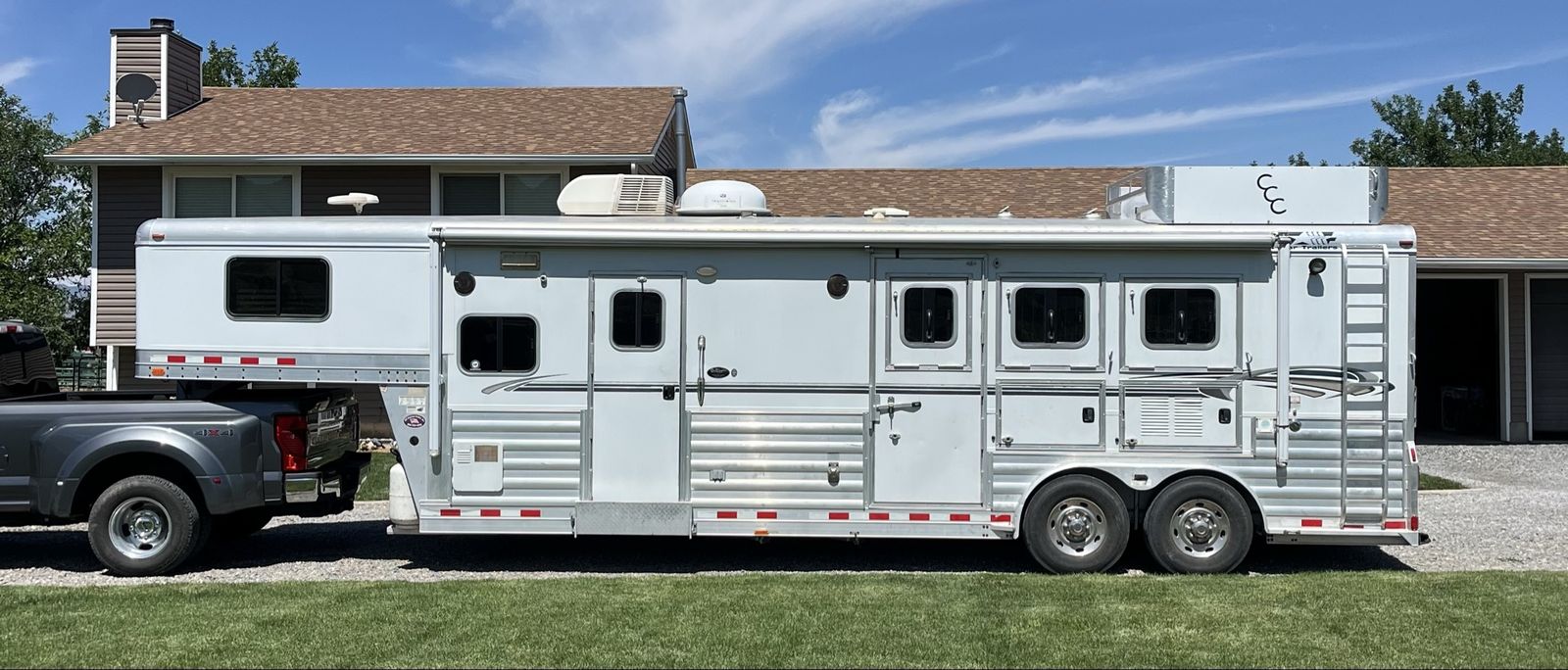 4 STAR 3 horse LQ 08