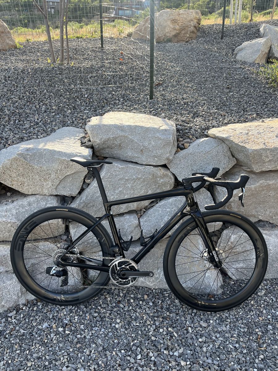 2025 Enve Melee 54cm