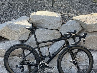 2025 Enve Melee 54cm