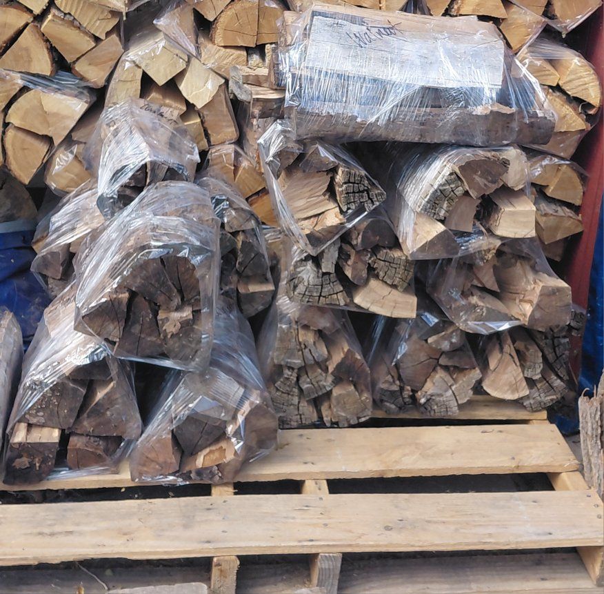 Walnut Firewood Bundles - Seasoned Hardwood for Fireplaces, Wood Stoves, and Campfires