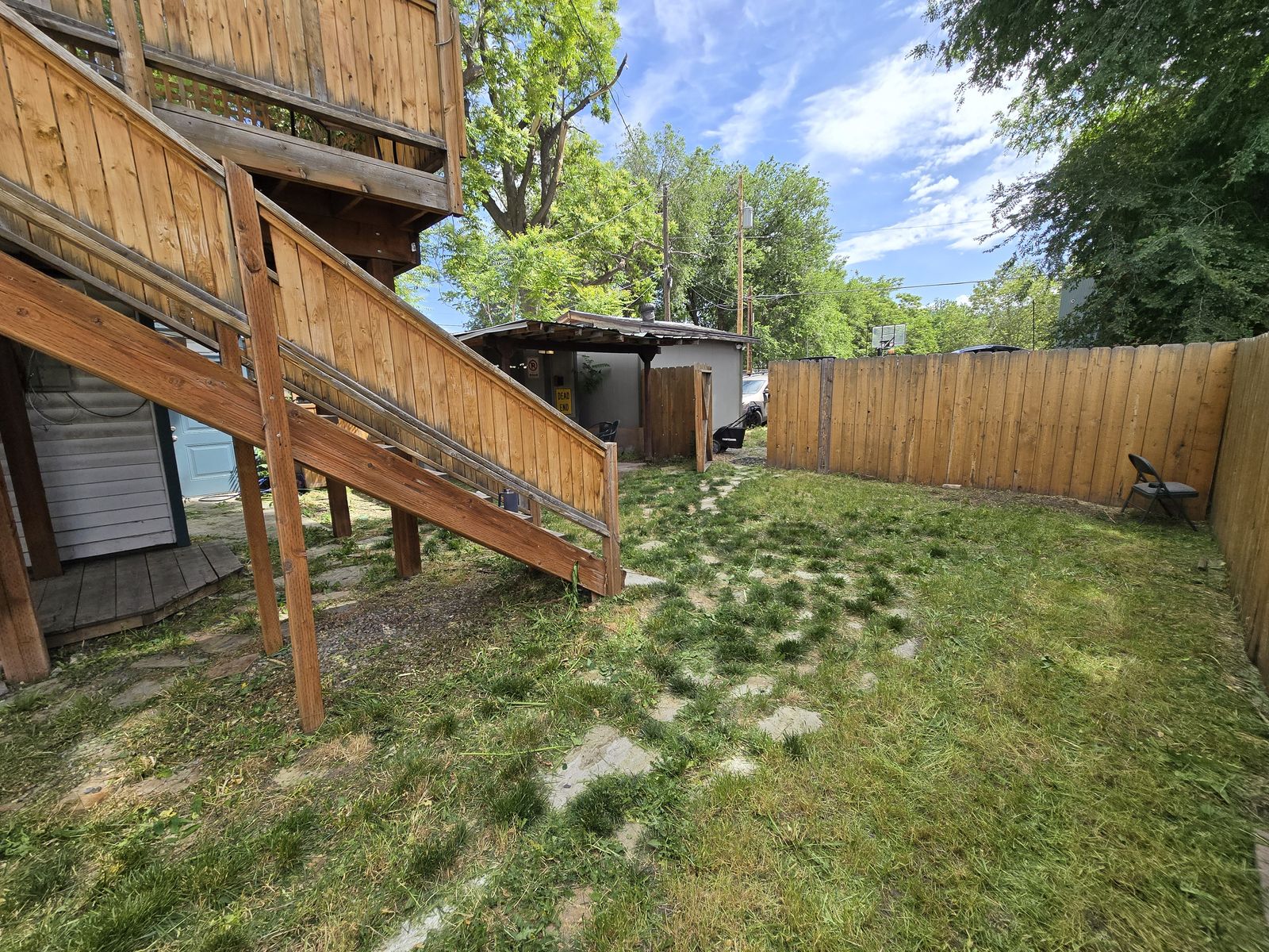 Main image 8