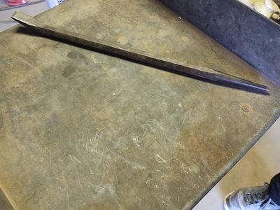 18" Pointed Crow bar