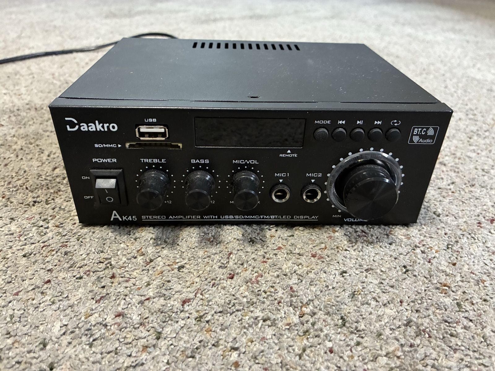 Speaker amlifier