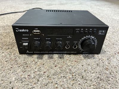 Speaker amlifier